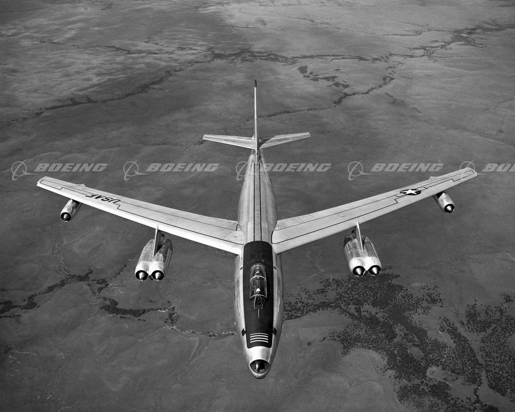 Boeing Images - RB-47E Stratojet in Flight