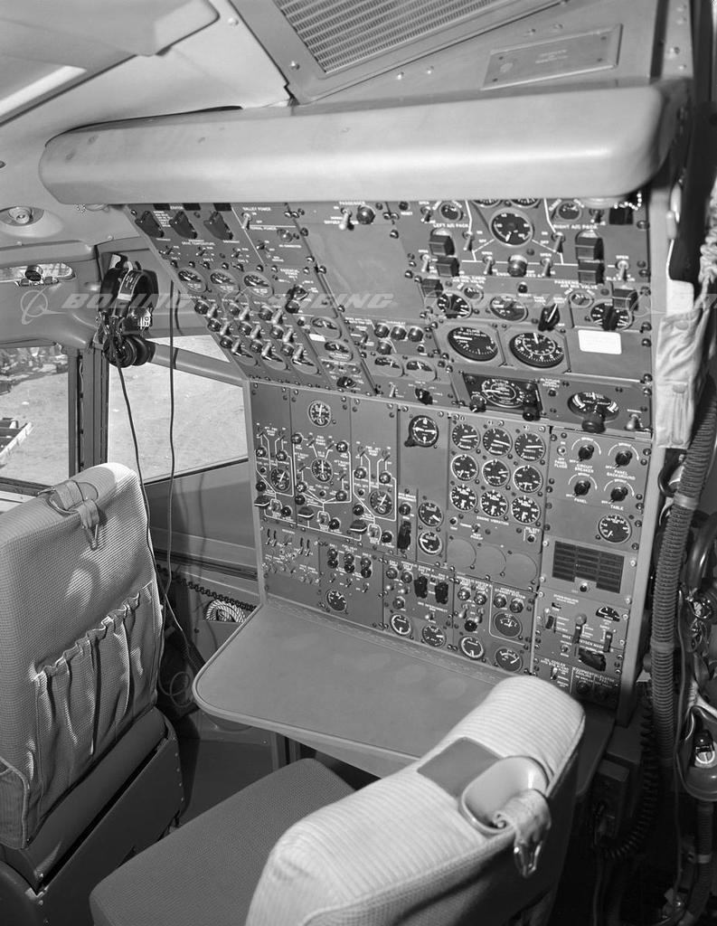 Boeing Images - 727 Flight Engineer Panel