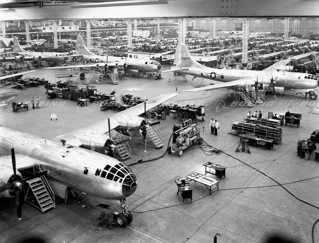 Boeing Images - B-29 Superfortress Manufacturing