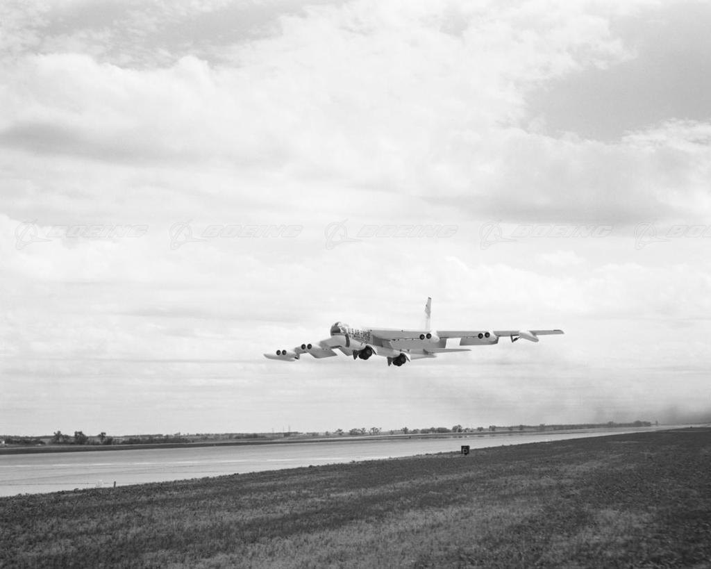 Boeing Images - First Wichita-Built B-52 Stratofortress Takeoff